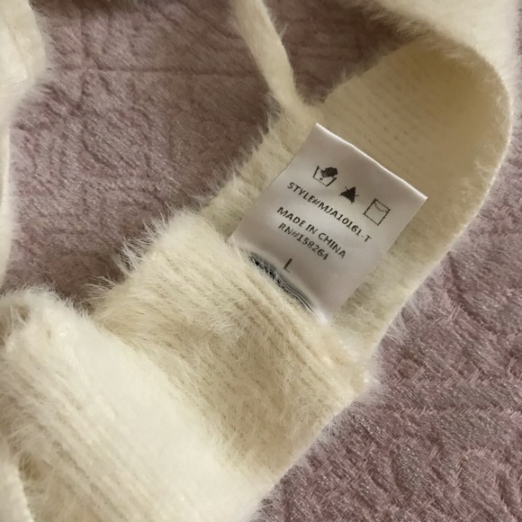 White Fuzzy Knit Bralette - Picture 9 of 9